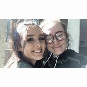 Meet your Posher, Lizzie